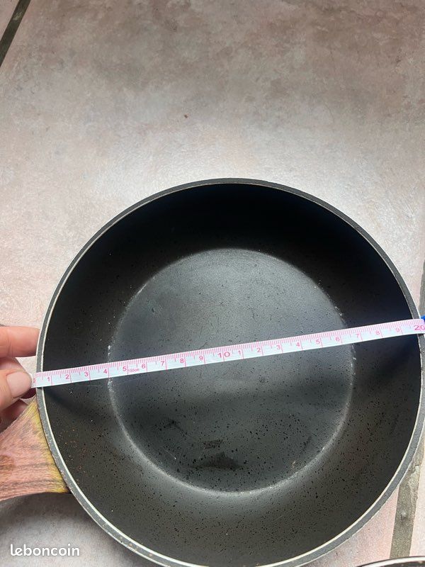 Poêle 20cm et 25cm (image 4)