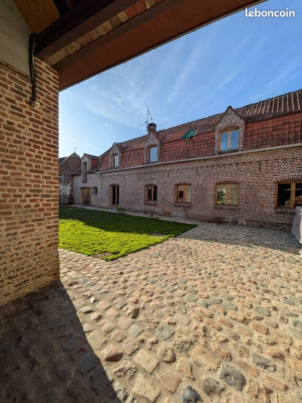 Maison 9 pièces 265 m² · à Billy-Berclau · 265 m² · 440 000 €