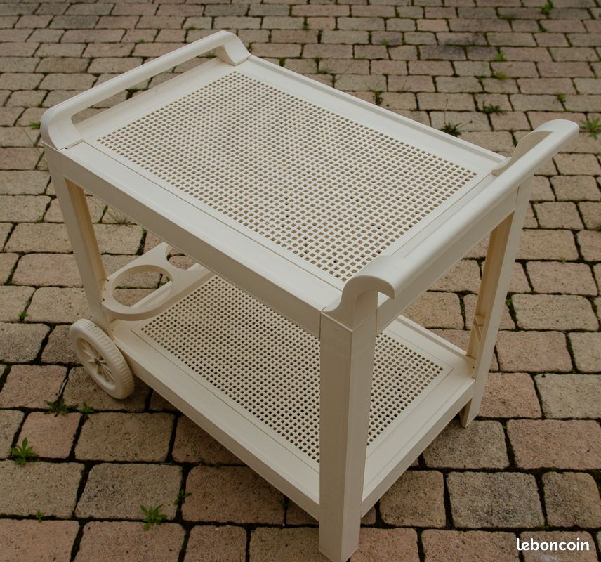 Mobilier extérieur (image 1)