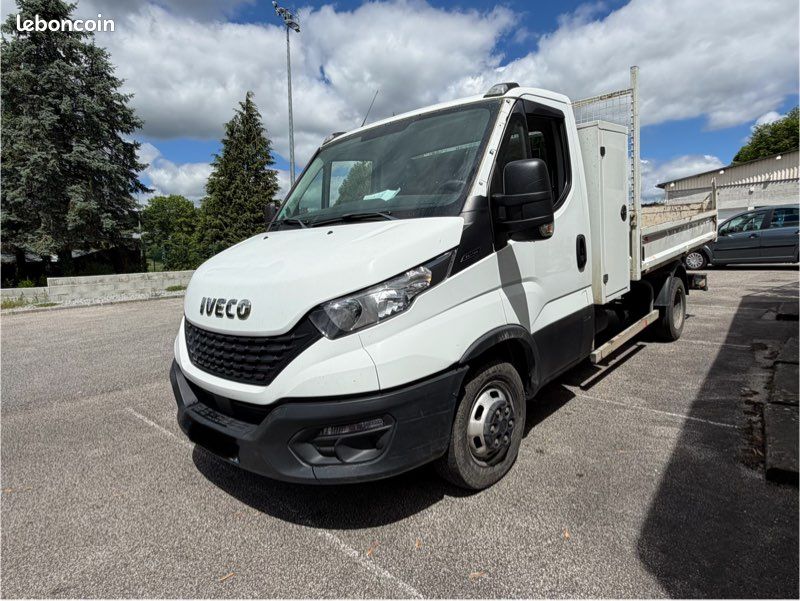 Iveco Daily benne 35C14 136ch coffre TVA RÉCUPÉRABLE (image 2)