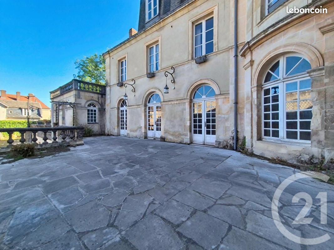 Maison 11 pièces 424 m² · à Argentan · 424 m² · 268 000 €