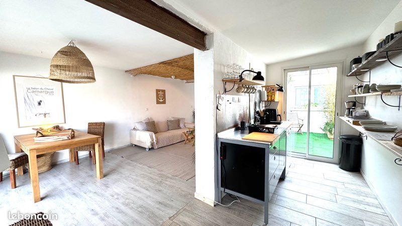 Maison plain pied 50m2 avec terrasse 45m2 pour 2 personnes à Aigues Mortes proche remparts, piste CyclableVia RHÔNA et plage (image 7)