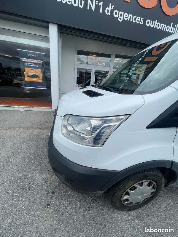 Ford transit vu fourgon 2t t290 2.0 tdci 130 l2h2 ambiente - prix ht 12 075 eur - tva recuperable (image 30)