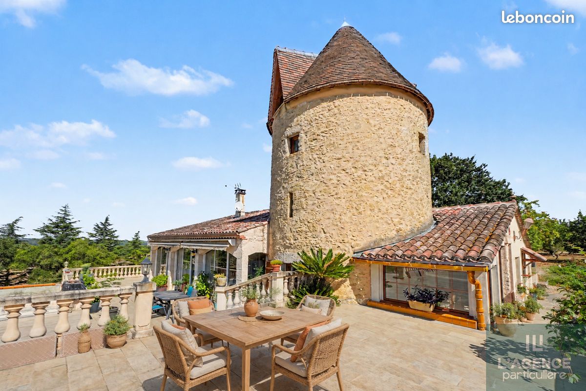 Maison 7 pièces 260 m² · à Courrensan · 260 m² · 940 000 €
