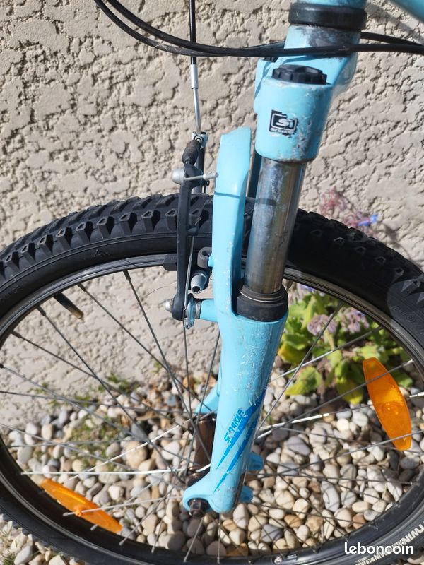 Vélo VTT Hotrock Specialized 24 pouces (image 5)