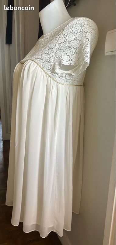 Robe à voile et dentelle de Mademoiselle Vêtements