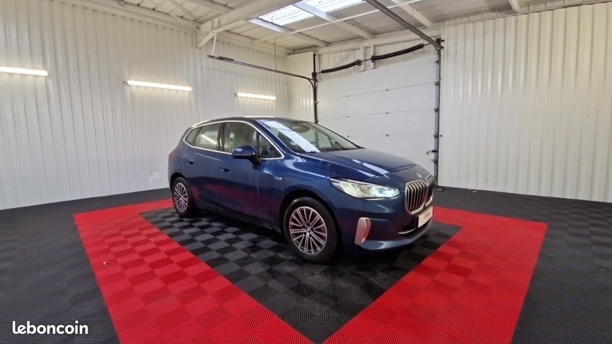 BMW Serie 2 Active Tourer 225e xDrive 245ch Luxury DKG7 (image 4)