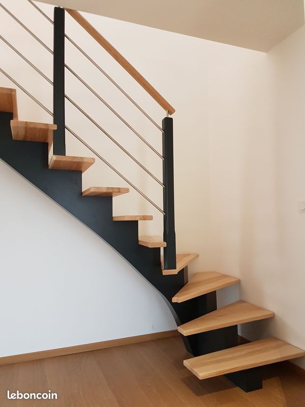 Marches d' escalier (image 2)