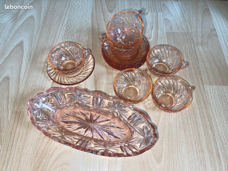 Lot tea time coupelle et tasses et coupelles vintage (image 1)