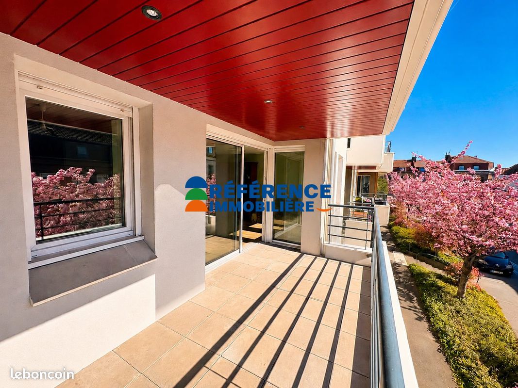 Appartement 3 pièces 79 m² · à Wambrechies · 79 m² · 323 000 €