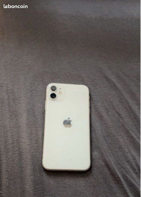 IPhone 11 blanc (image 1)