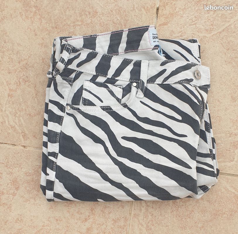 Pantalon jean zébré droit (image 2)