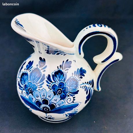ANCIEN BROC, PICHET FAÏENCE BLEU DE DELFT motif : fleurs EUR 12,00 - FR