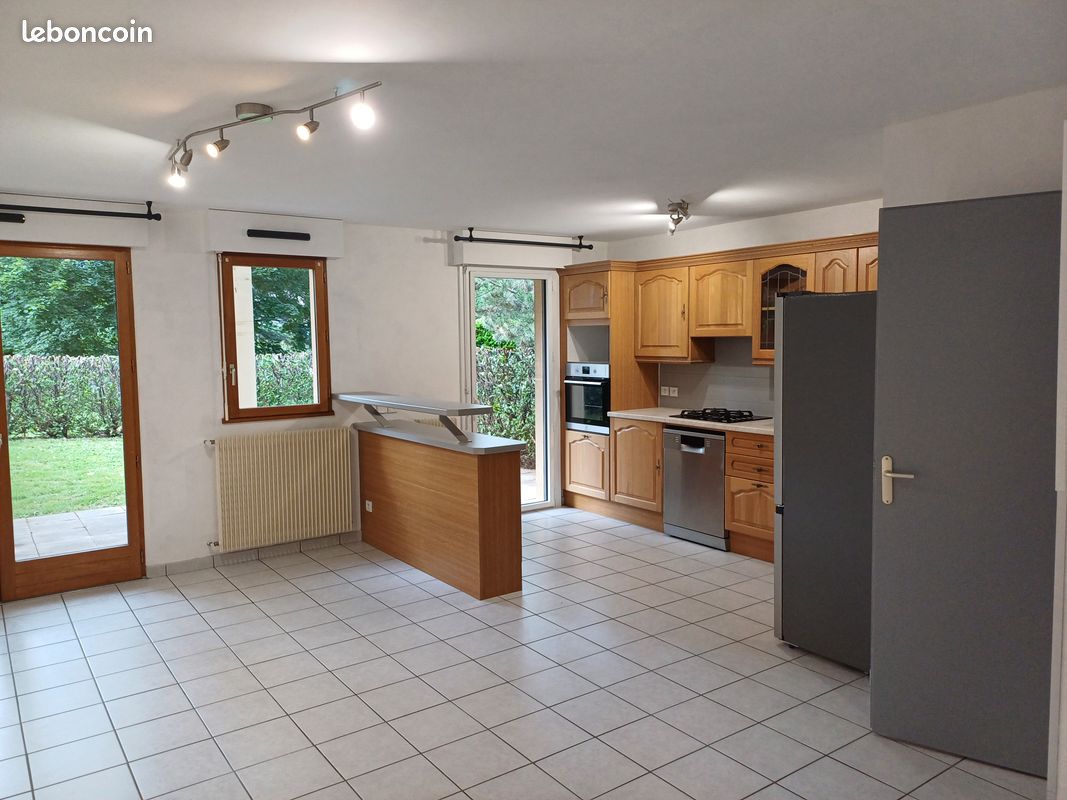 Appartement 2 pièces 51 m² · à Epagny Metz-Tessy · 51 m² · 900 €
