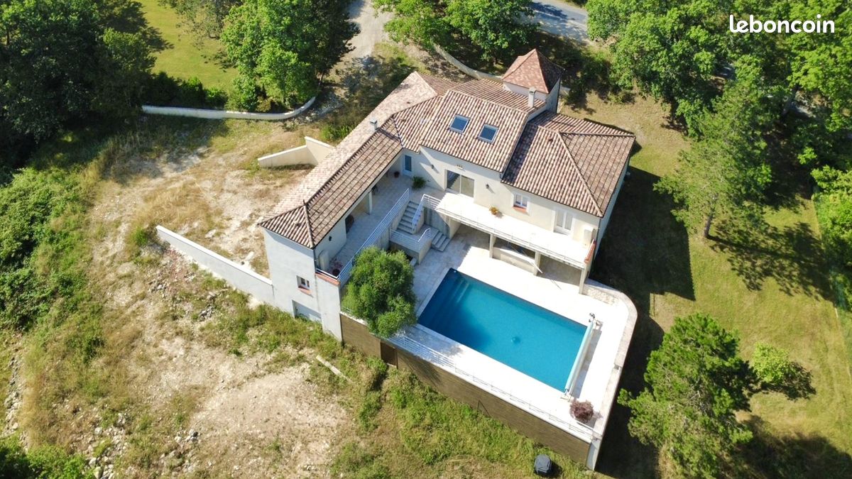 Maison 4 pièces 146 m² · à Mauroux · 146 m² · 374 000 €