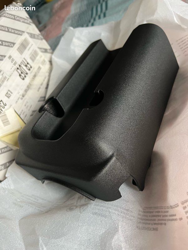 Cache-palettes de volant / garniture colonne direction pour Alfa Romeo Giulia (image 1)