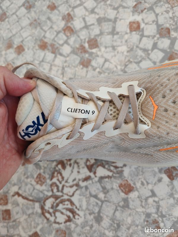 Hoka Clieton 9 taille 42 (image 5)