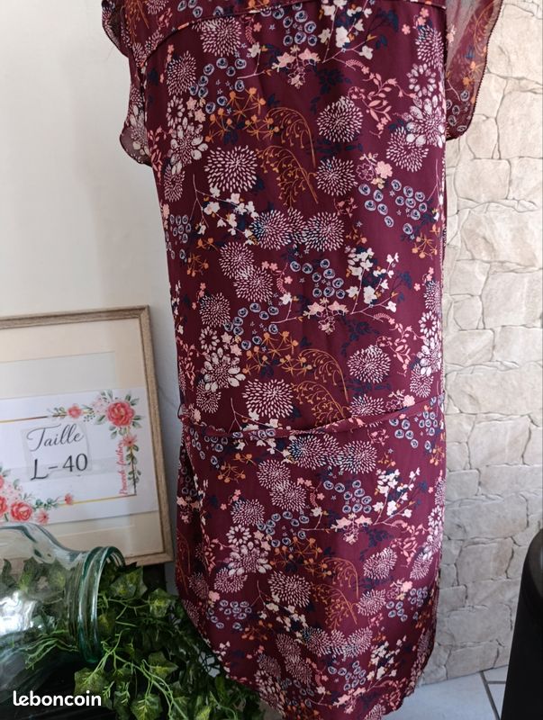Robe bordeaux fleurie L/40 (image 5)