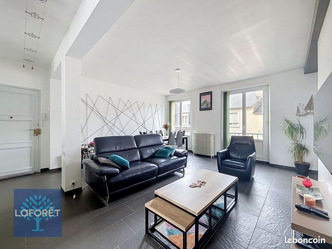 Appartement 3 pièces 81 m² · à Fougères · 81 m² · 160 000 €