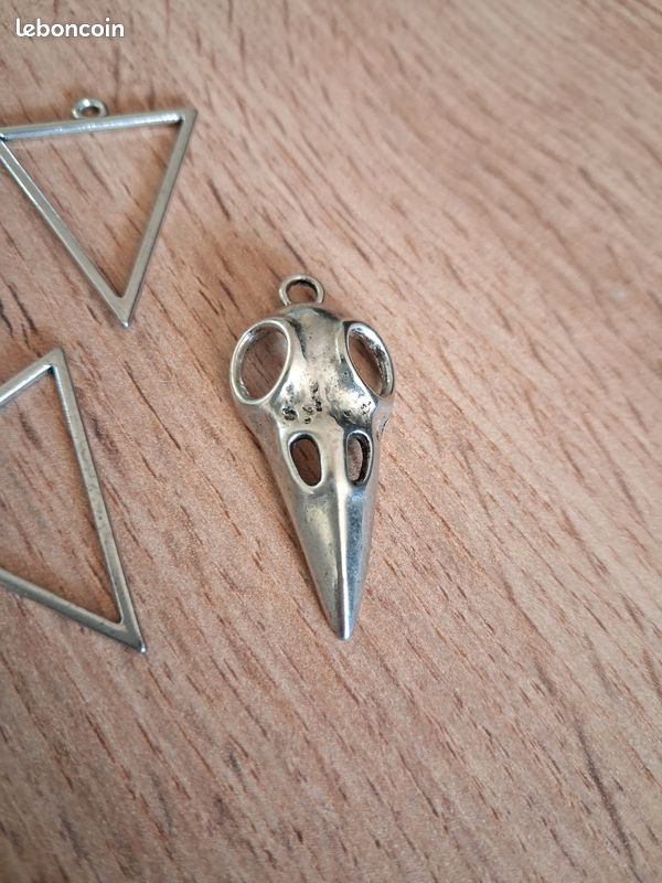 Lot De 49 Pendentifs / Breloques En Cuivre Épais Poli - Neufs Sans Emballage