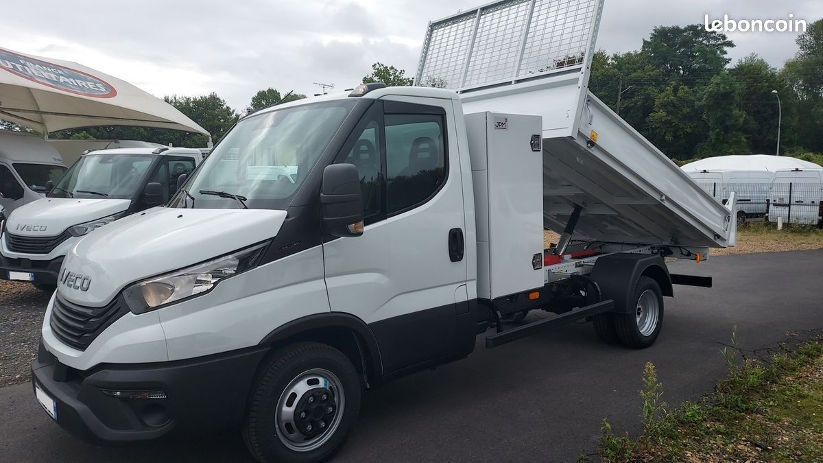 Iveco DAILY BENNE ACIER JPM 35C16H 3.0 +COFFRE (image 1)