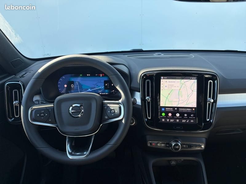 Volvo XC40 B3 163ch Black Edition DCT 7 (image 6)