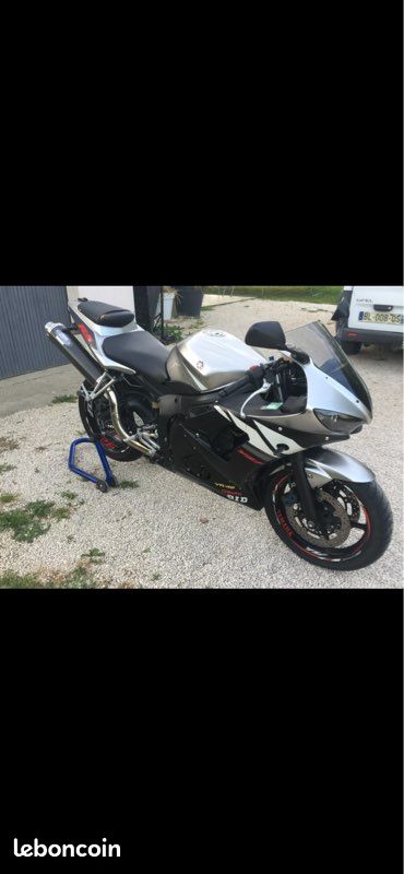 Yamaha yzf r6 - Motos