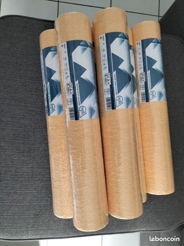 Papier peint ( 6 rouleaux ) (image 1)
