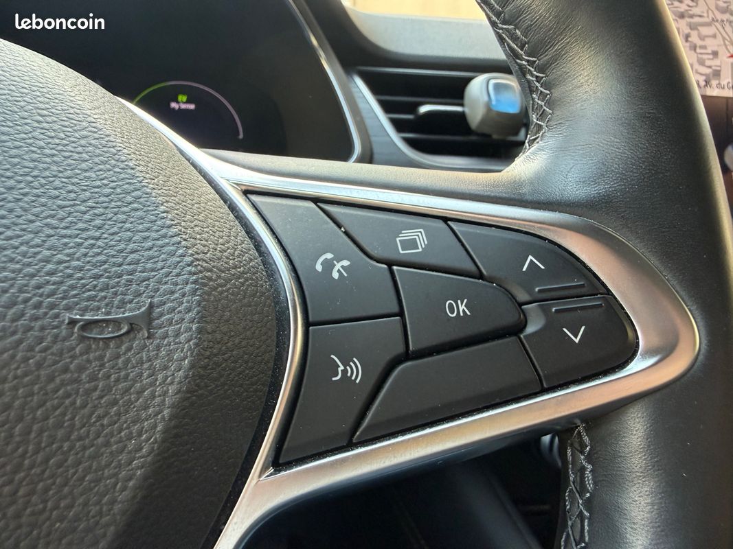 RENAULT CAPTUR 1.6 E-TECH 160ch HYBRID 9.8KWH INITIALE APPLE CARPLAY (image 29)