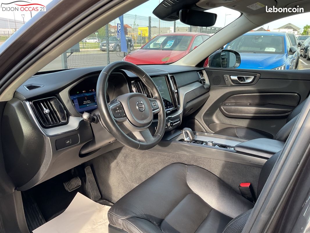 VOLVO XC60 B4 (Diesel) 197 ch Geartronic 8 R-Design (image 17)