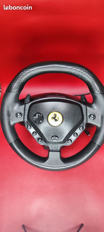VOLANT FORCE PS2 "ENZO FERRARI" thrustmaster (image 2)