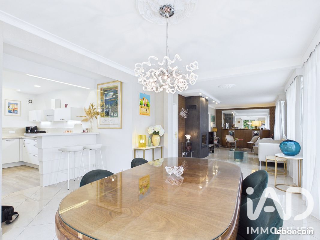 Maison 5 pièces 168 m² · à Buchères · 168 m² · 269 000 €