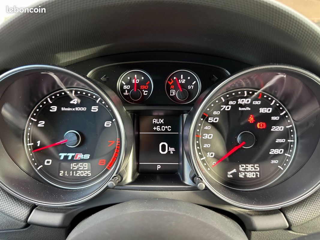 AUDI TT RS COUPE 2.5 TFSI Quattro S tronic 340 Ch Suivi AUDI + Echappement à valve + Feux Xénon (image 7)