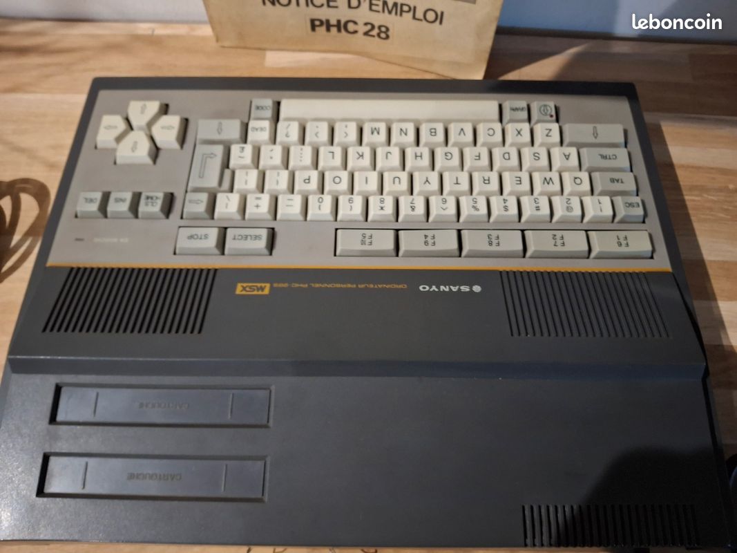 Sanyo PHC-28L MSX 64KB - Ordinateur De Jeux Vintage De 1983
