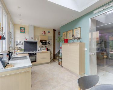 Maison 660 000 € - 214 m²