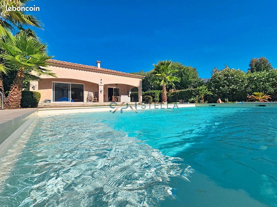 Maison 6 pièces 252 m² · à Peri · 252 m² · 950 000 €