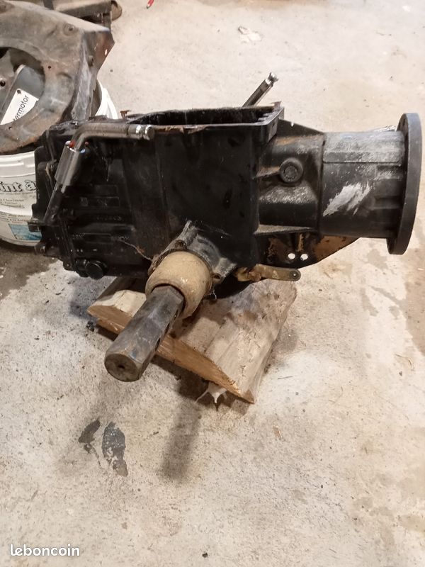 Motoculteur en pièces détachées (ségnementation et cylindre défectueux) (image 5)