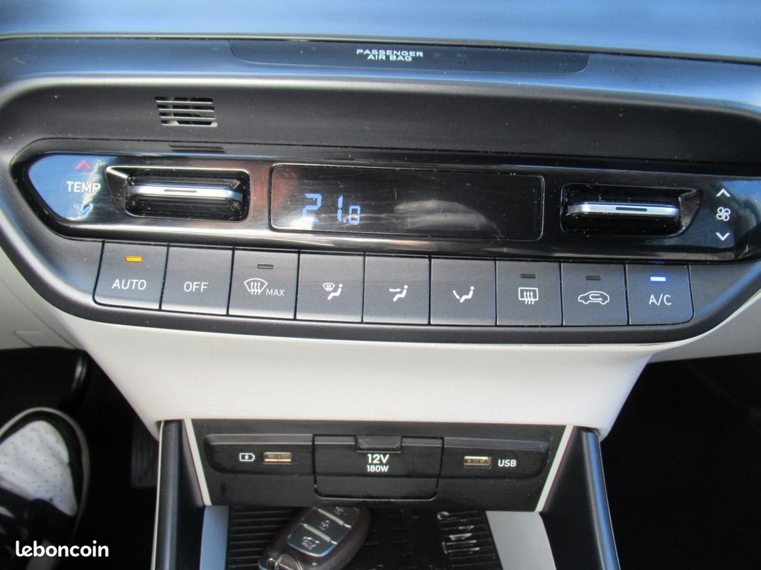 Hyundai I20 1.0 T-GDI 100CH HYBRID CREATIVE (image 27)