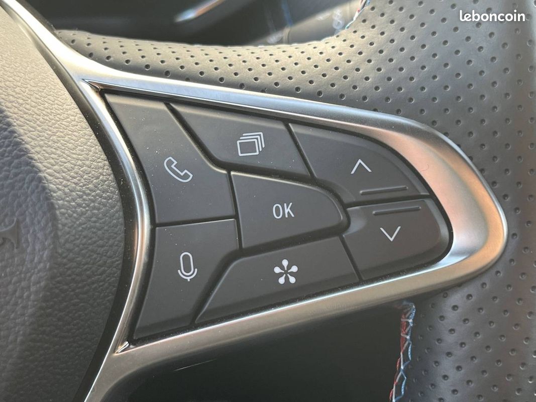 RENAULT Captur E-Tech full hybrid 145 ch esprit Alpine (image 27)