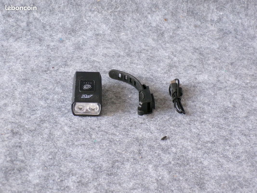 Paire De Feux LED BIKIL Pour Vélo - Rechargeables Par USB-C/USB - Avant Et Arrière, étanches - Neufs (boîte Ouverte)