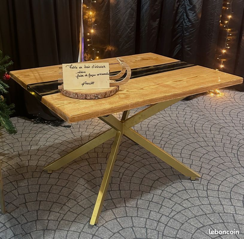 Table à manger en résine & bois d’olivier (image 2)