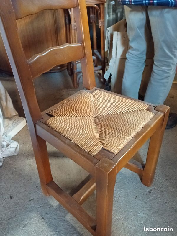 Lot De 6 Chaises De Salle à Manger En Bois - À Rempailler - Occasion