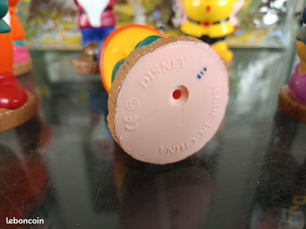 Collection de 7 Anciennes Figurines - Pouet Les 7 Nains Disney (image 4)