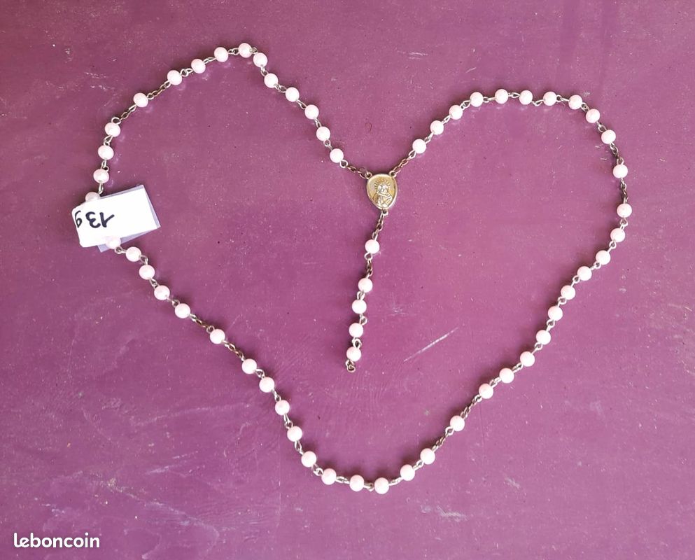 Perles roses en sautoir (image 1)