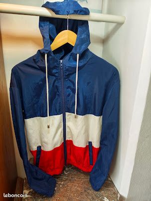Coupe vent tricolore SHEIN taille S bleu blanc rouge - avec défauts à réparer (image 1)