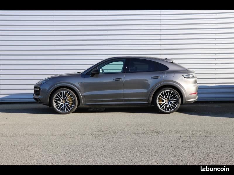 Porsche Cayenne Coupé 4.0 V8 680ch Turbo S E-Hybrid (image 2)