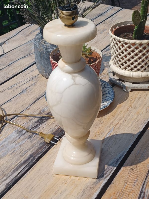 Pied de lampe marbre (image 4)