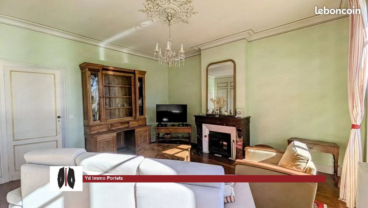 Maison 6 pièces 214 m² · à Portets · 214 m² · 472 500 €