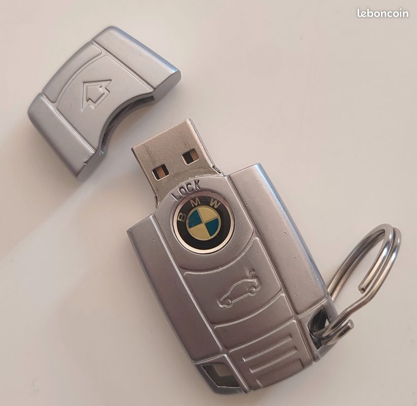 Clé usb BMW 1 Gb (image 3)