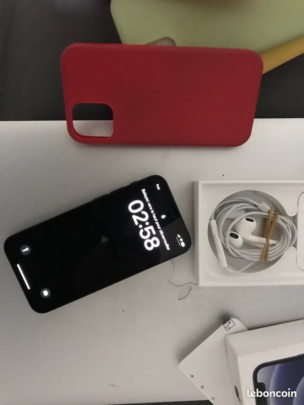 IPhone 12 mini 256go noir (image 4)